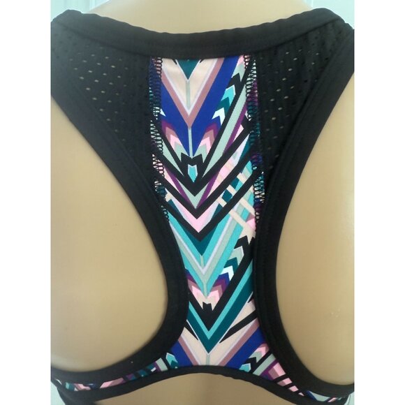 Victoria's Secret Pink Ultimate High-Neck Lightly Lined Sports Bra, size medium - Picture 8 of 9